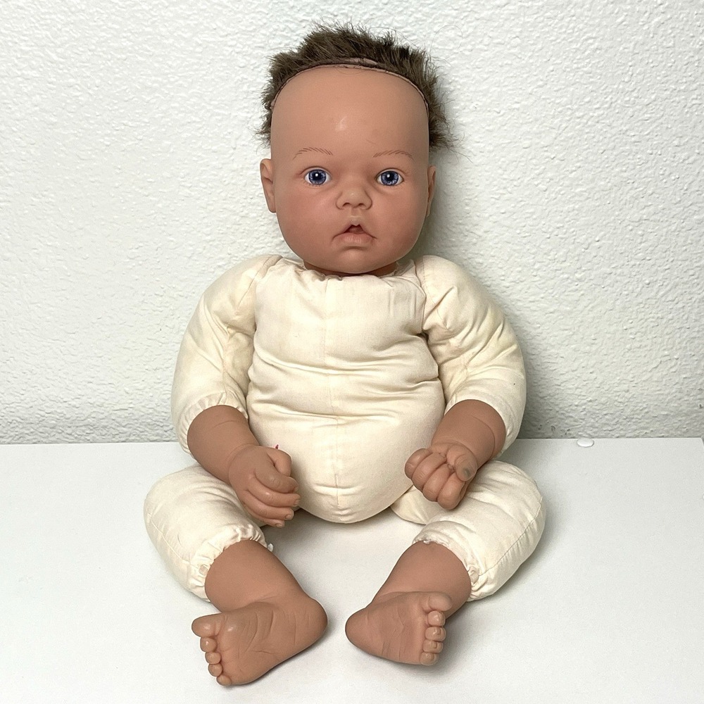 Lee Middleton Original Baby Doll Reva 1356/1500 Brown Hair Blue Eyes 1998 20"
